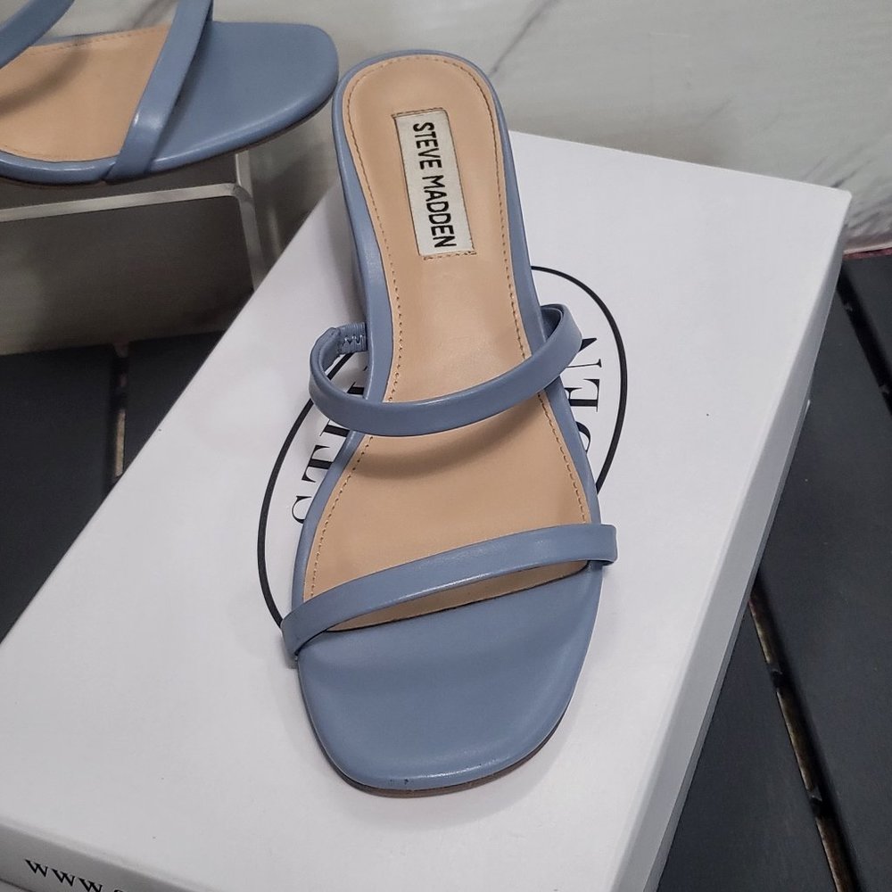 Steve Madden Issy Dusty Blue Sandal Sz 7.5